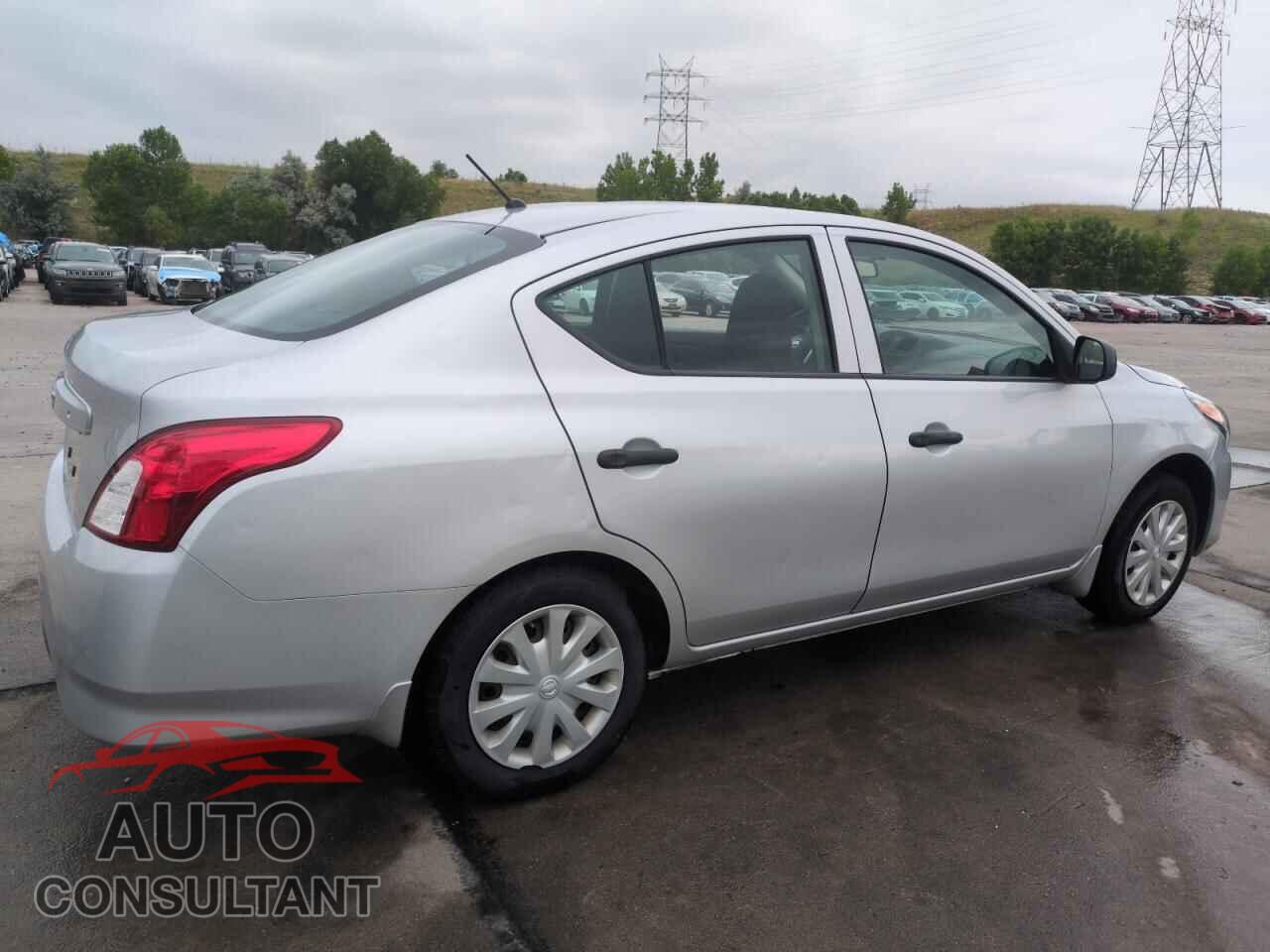 NISSAN VERSA 2015 - 3N1CN7AP1FL917675