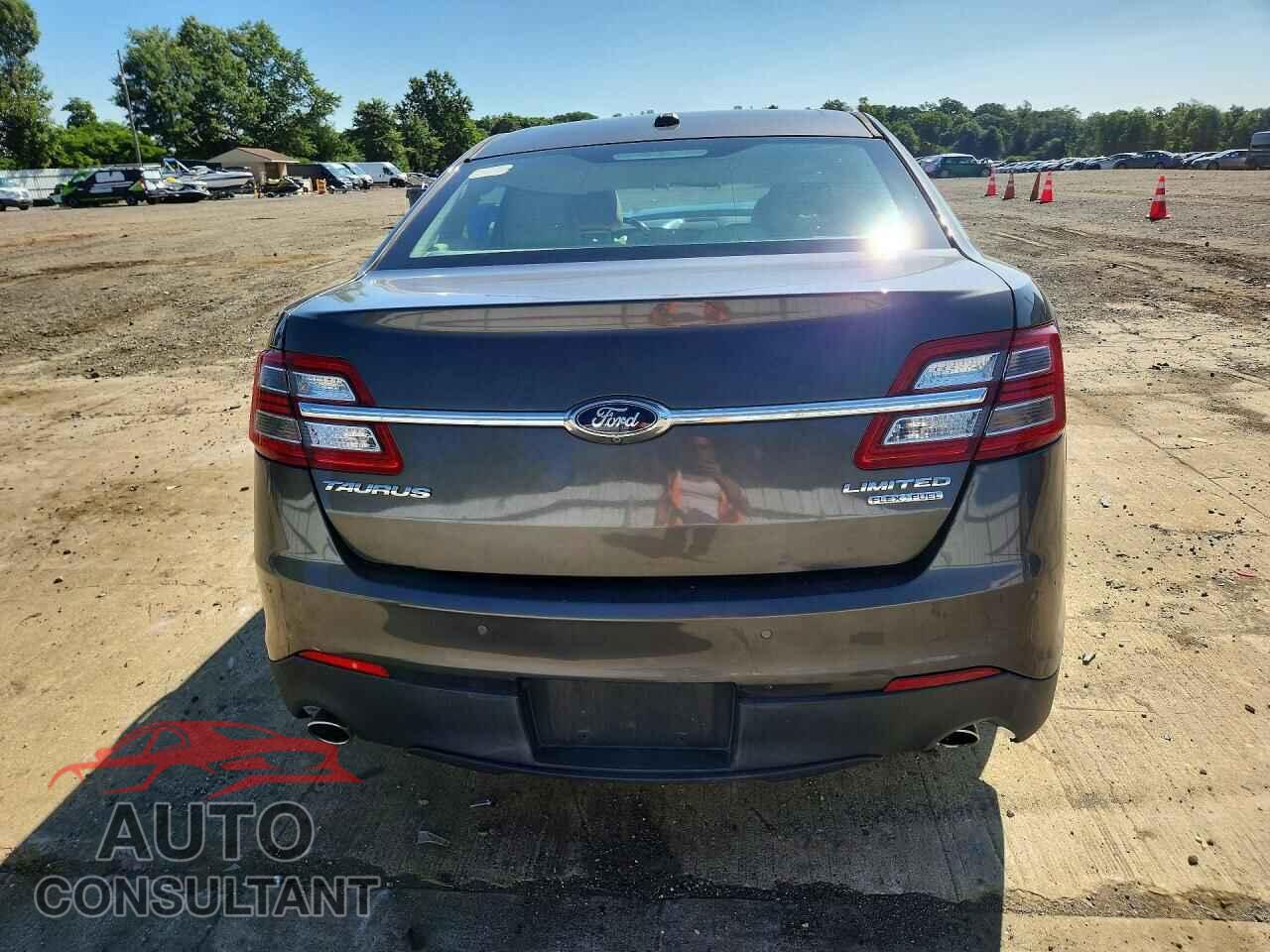 FORD TAURUS 2015 - 1FAHP2F87FG108967