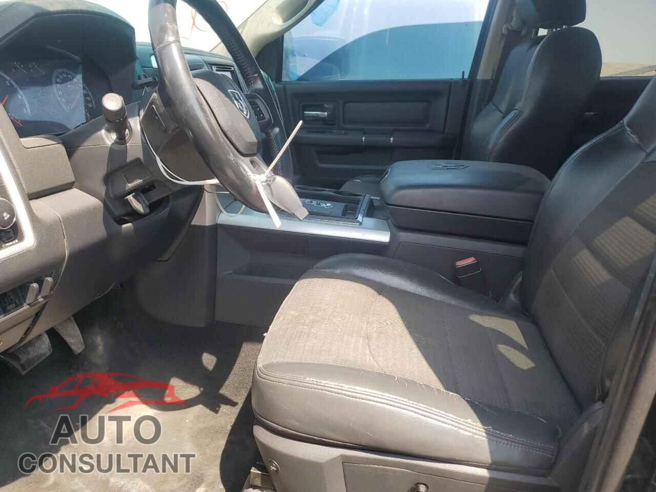 DODGE RAM 1500 2012 - 1C6RD7MT4CS106041
