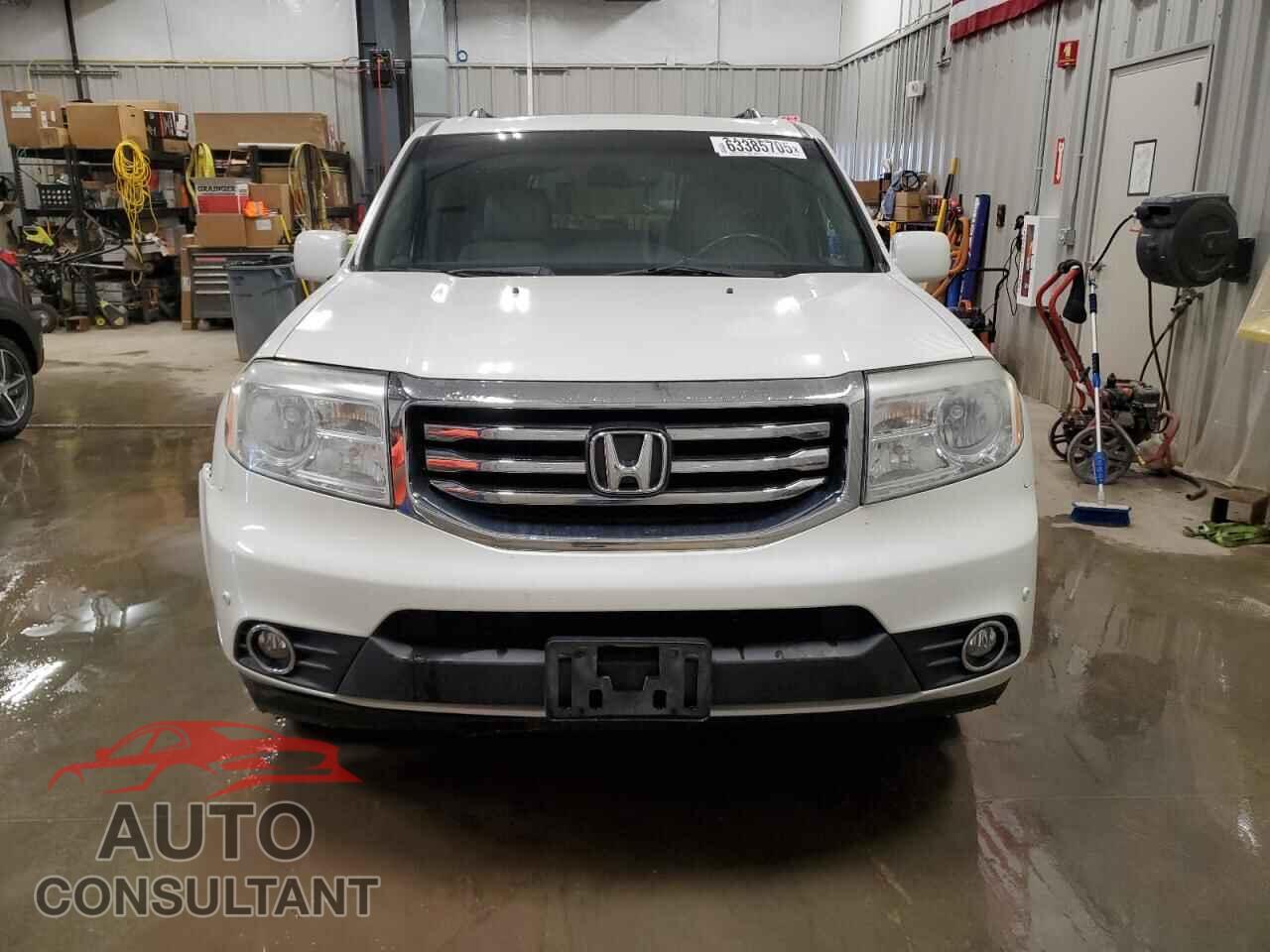 HONDA PILOT 2013 - 5FNYF4H92DB074524
