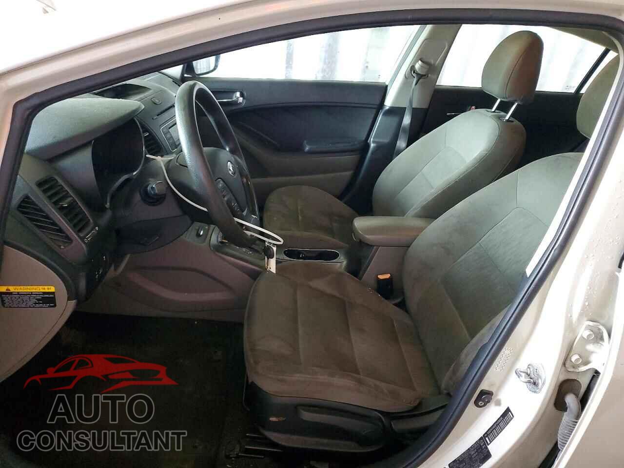 KIA FORTE 2015 - KNAFK4A68F5406356