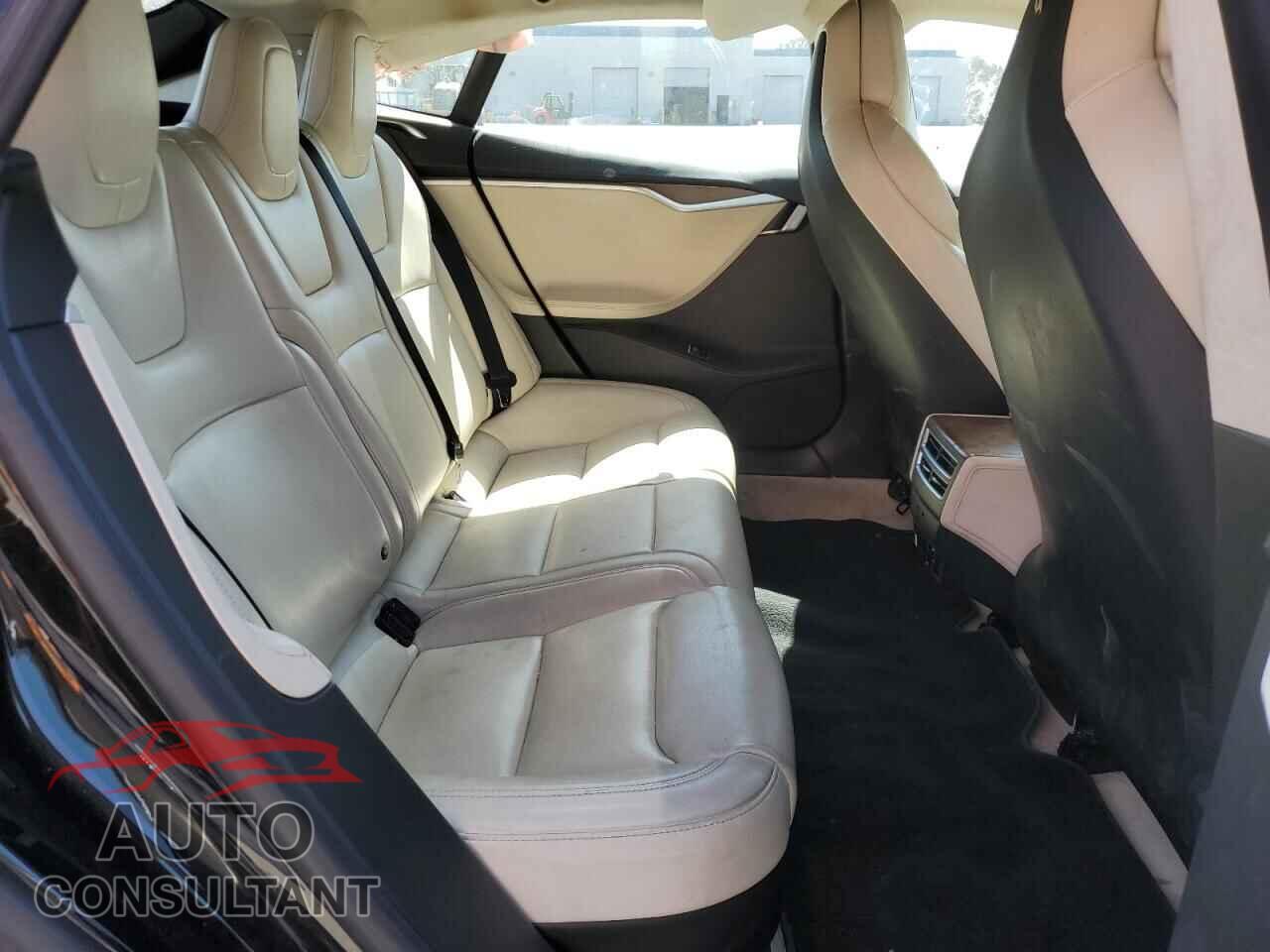 TESLA MODEL S 2018 - 5YJSA1E21JF246774