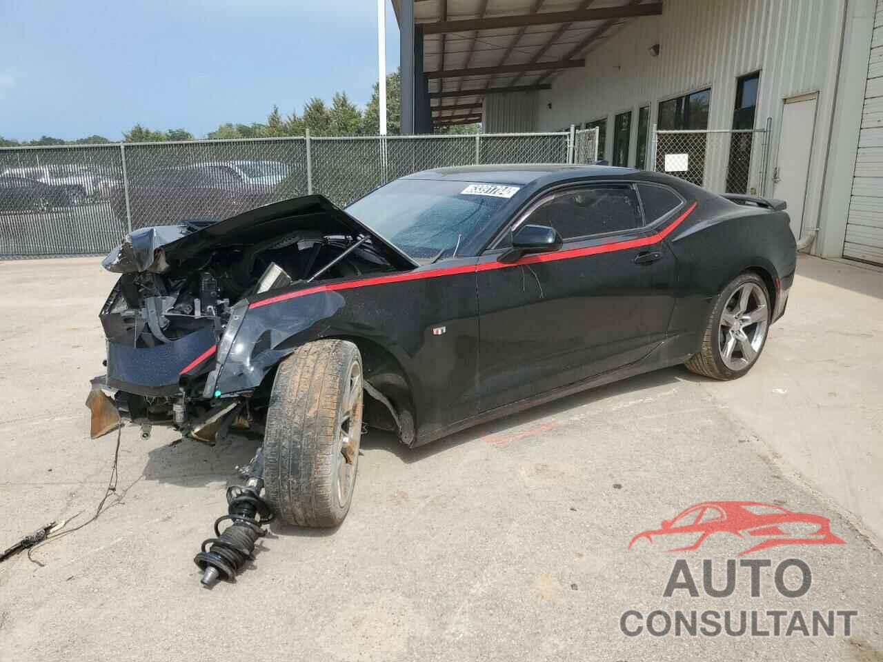 CHEVROLET CAMARO 2018 - 1G1FG1R7XJ0188676