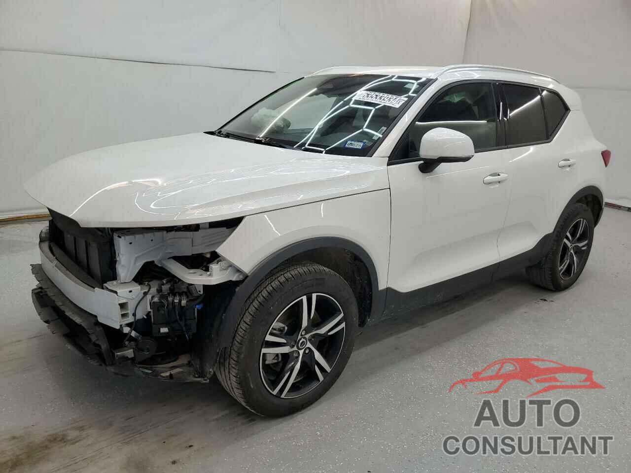 VOLVO XC40 CORE 2023 - YV4L12UK3P2053594