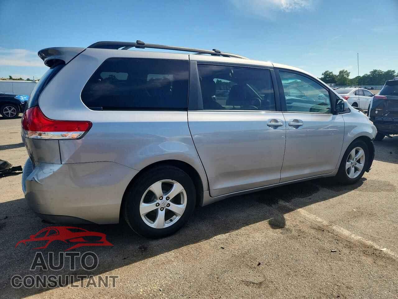 TOYOTA SIENNA 2012 - 5TDKK3DC3CS197742