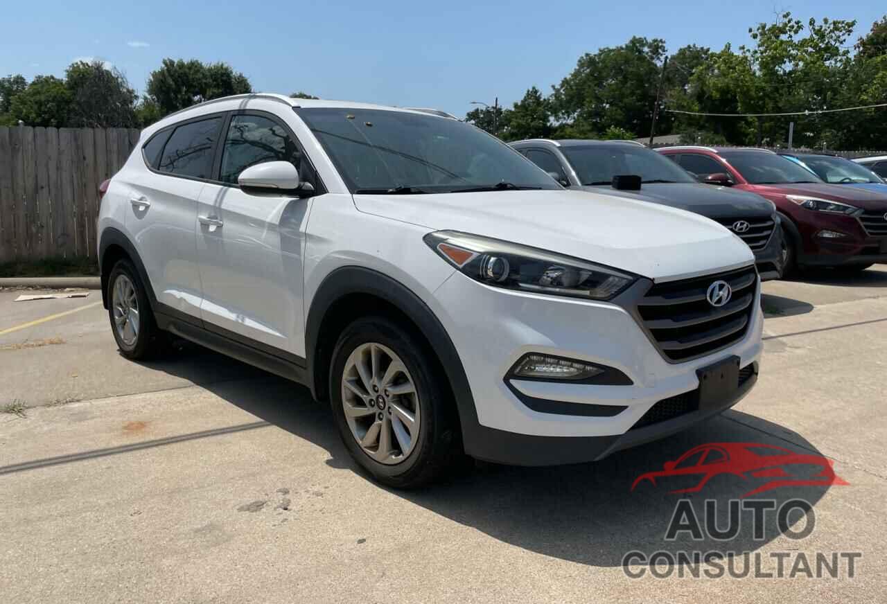 HYUNDAI TUCSON 2016 - KM8J33A2XGU233573