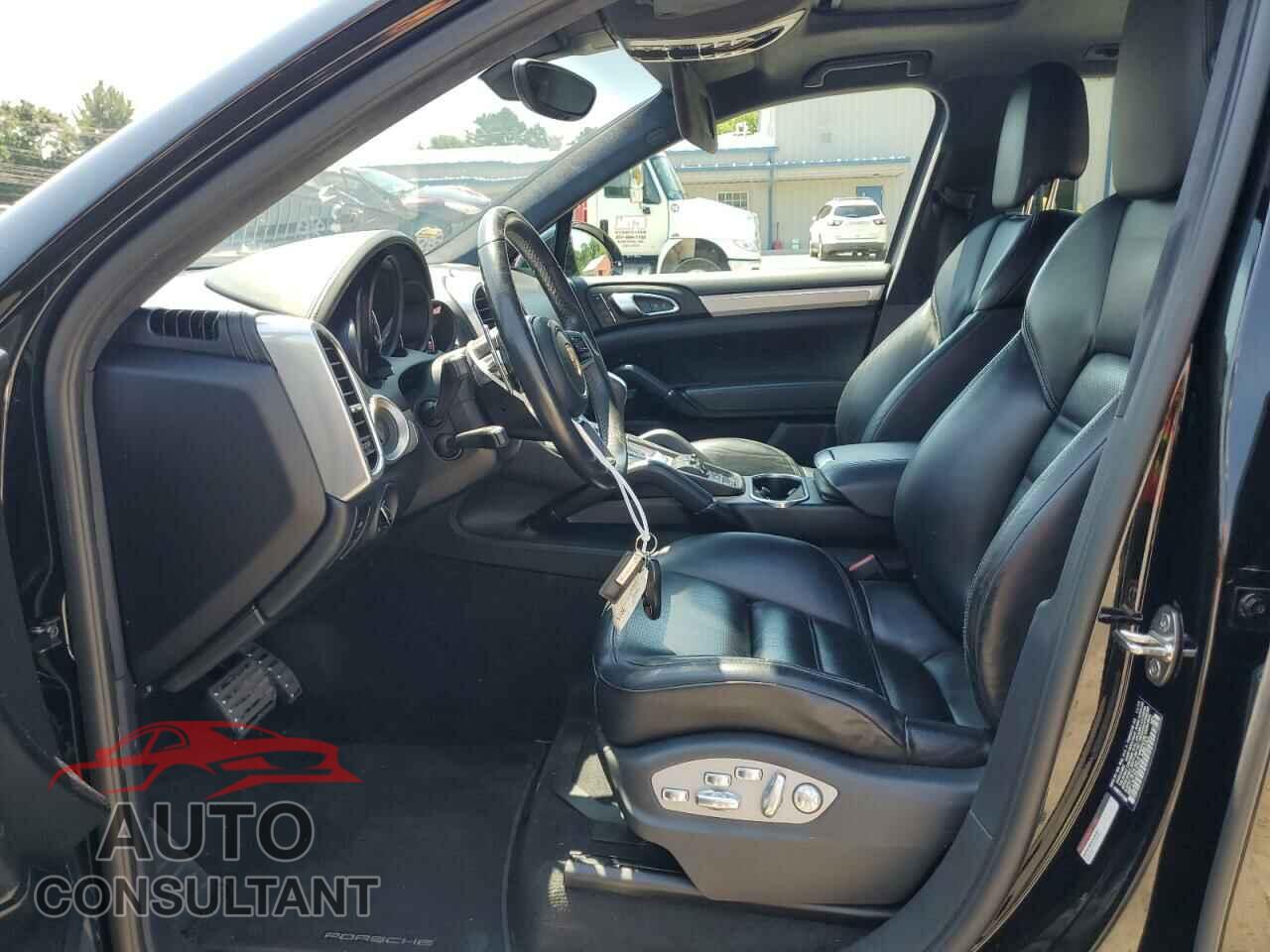 PORSCHE CAYENNE 2016 - WP1AC2A22GLA88743