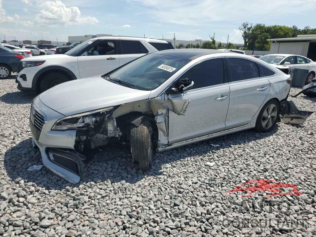 HYUNDAI SONATA 2017 - KMHE34L17HA059380