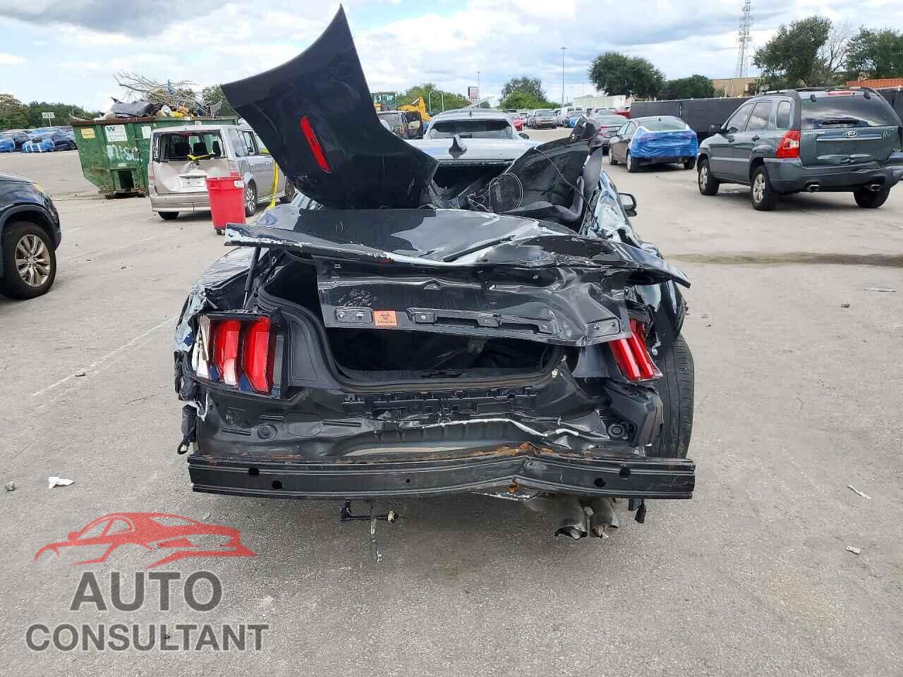 FORD MUSTANG 2021 - 1FA6P8CF0M5116754