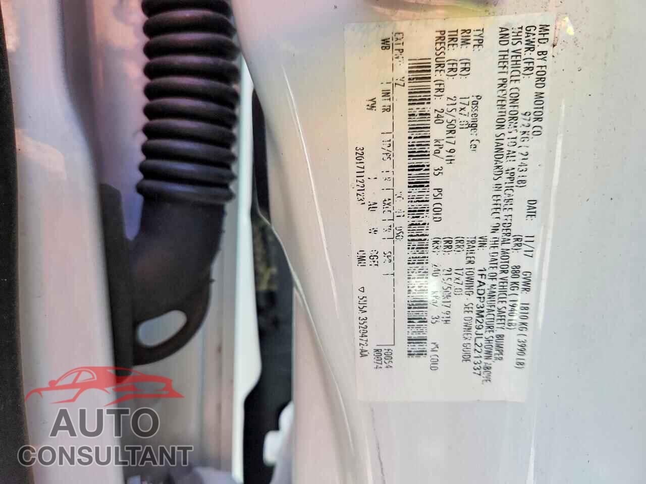 FORD FOCUS 2018 - 1FADP3M29JL221337