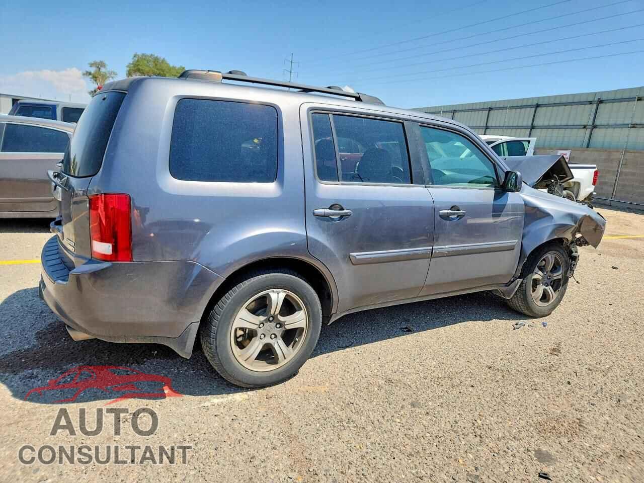 HONDA PILOT 2015 - 5FNYF4H39FB067357