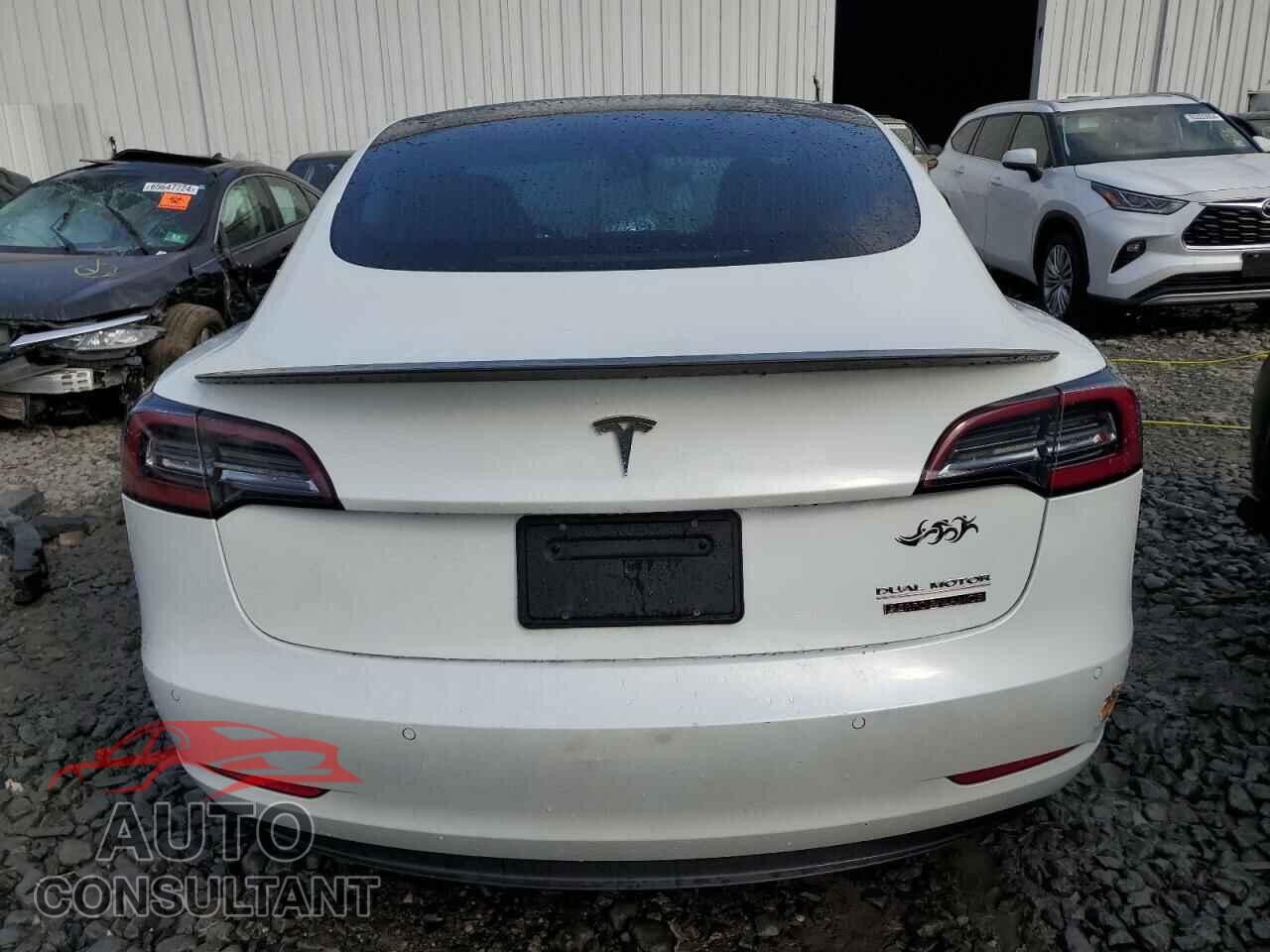 TESLA MODEL 3 2020 - 5YJ3E1ECXLF624093