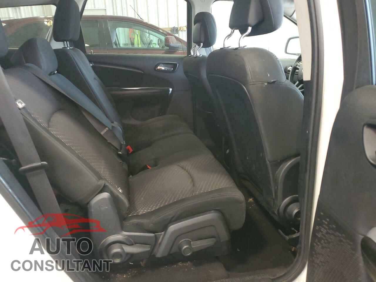 DODGE JOURNEY 2012 - 3C4PDCBG0CT174320