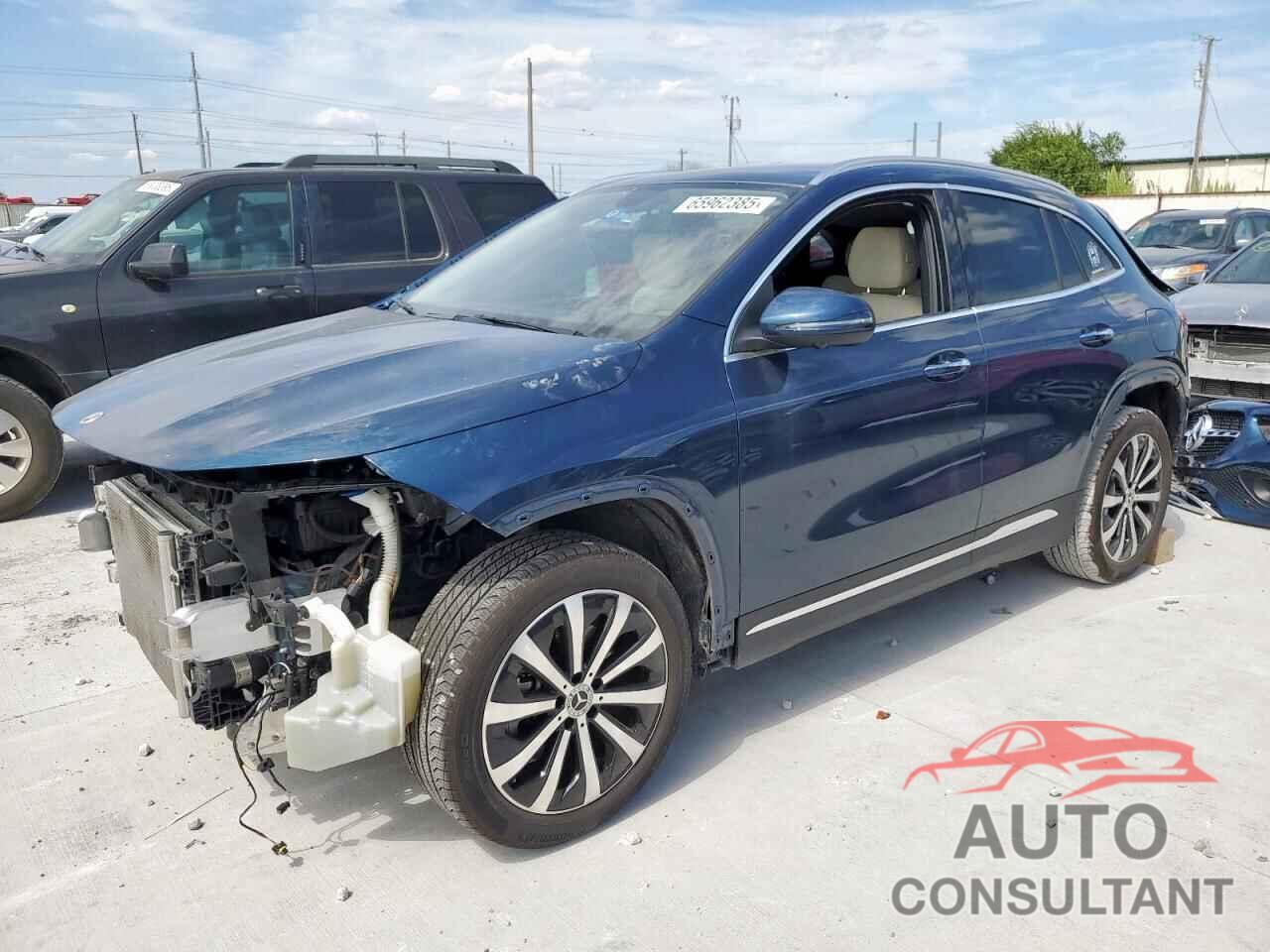 MERCEDES-BENZ GLA-CLASS 2023 - W1N4N4GB1PJ463442
