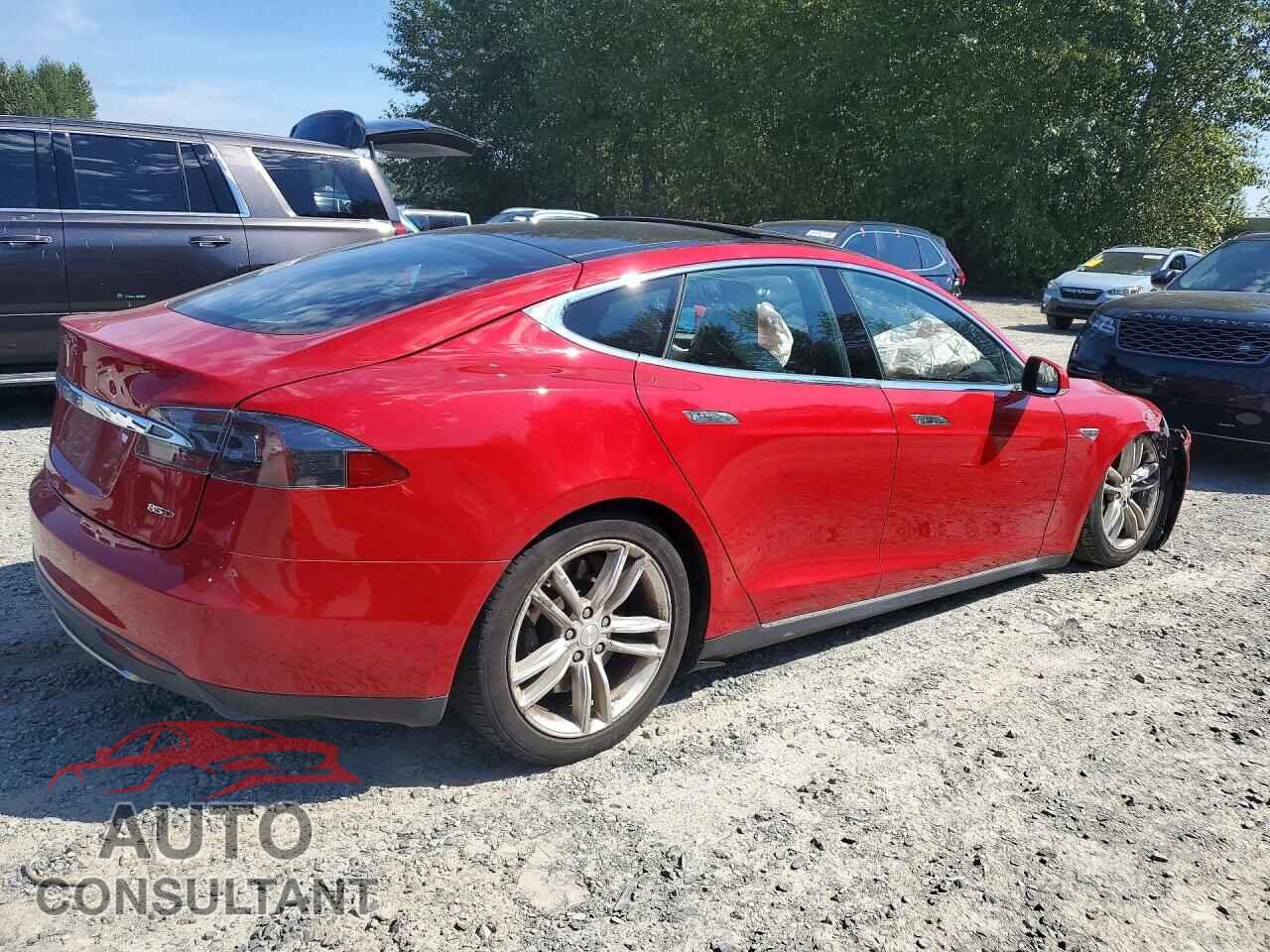 TESLA MODEL S 2015 - 5YJSA1E24FF109271