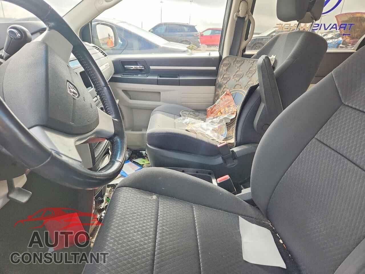 DODGE CARAVAN 2010 - 2D4RN4DEXAR401362