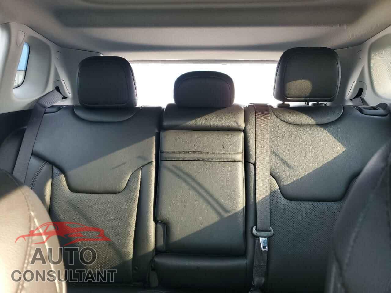 JEEP COMPASS 2019 - 3C4NJDCB4KT780954