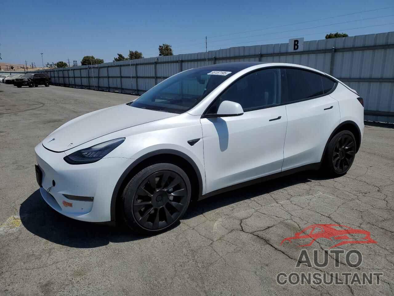 TESLA MODEL Y 2020 - 5YJYGDEF2LF004253