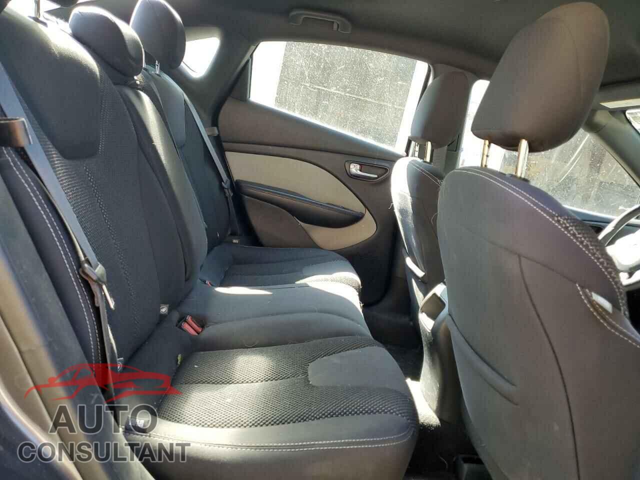 DODGE DART 2015 - 1C3CDFBB3FD132016
