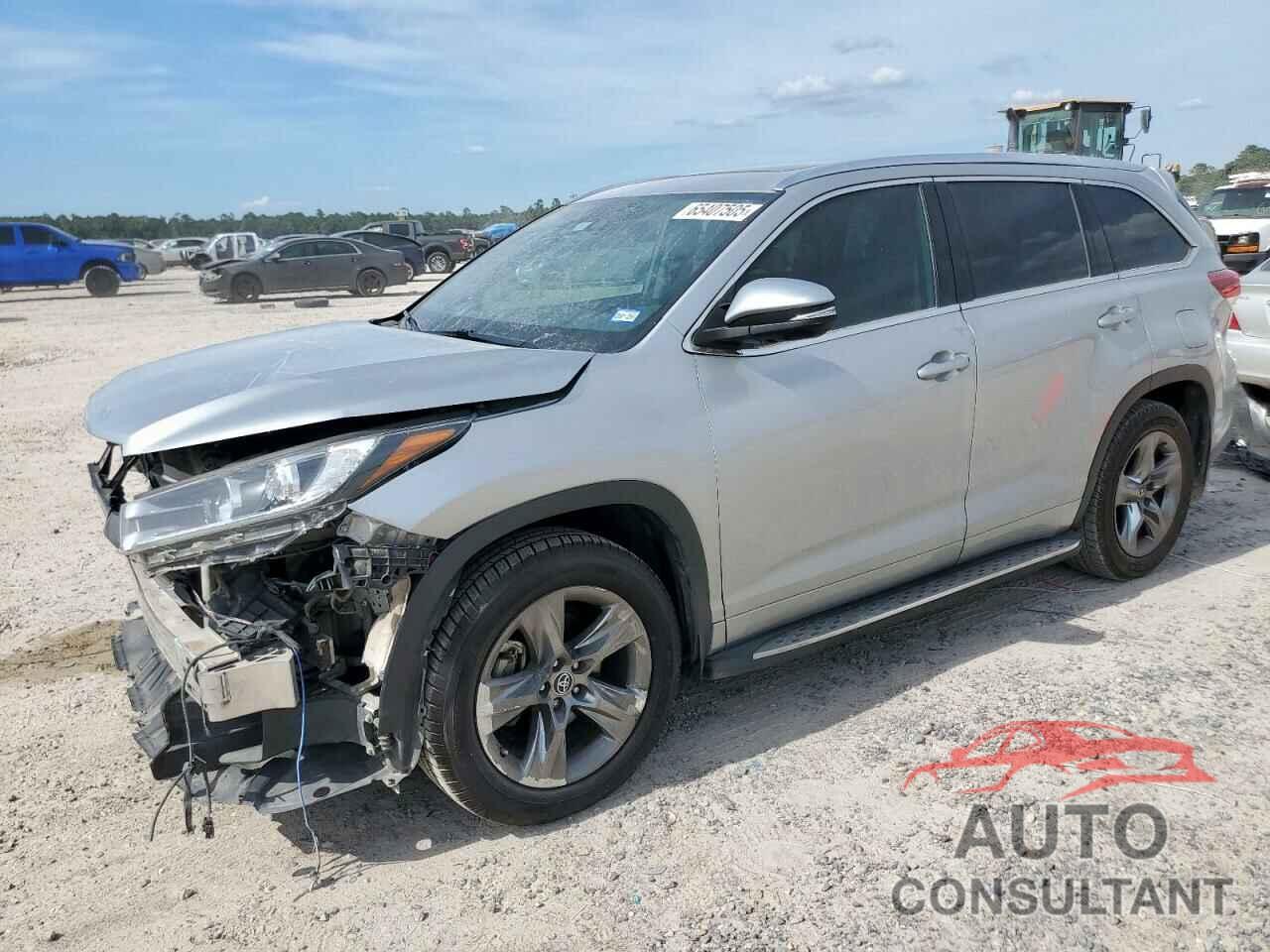 TOYOTA HIGHLANDER 2018 - 5TDDZRFH2JS877158