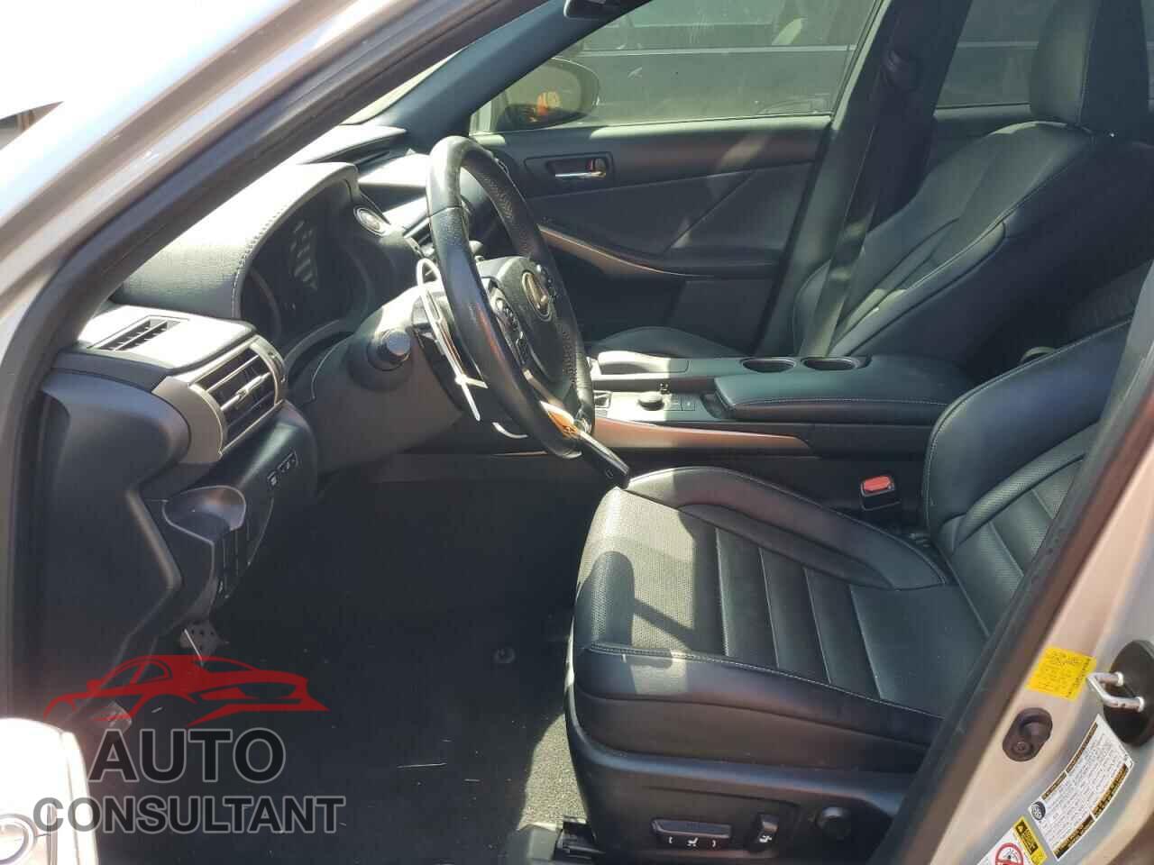 LEXUS IS 2015 - JTHBF1D27F5052776