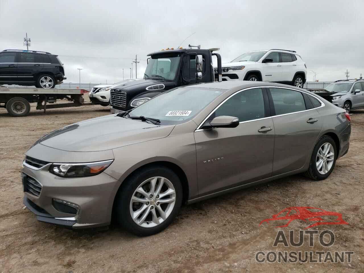 CHEVROLET MALIBU 2017 - 1G1ZE5ST4HF275854