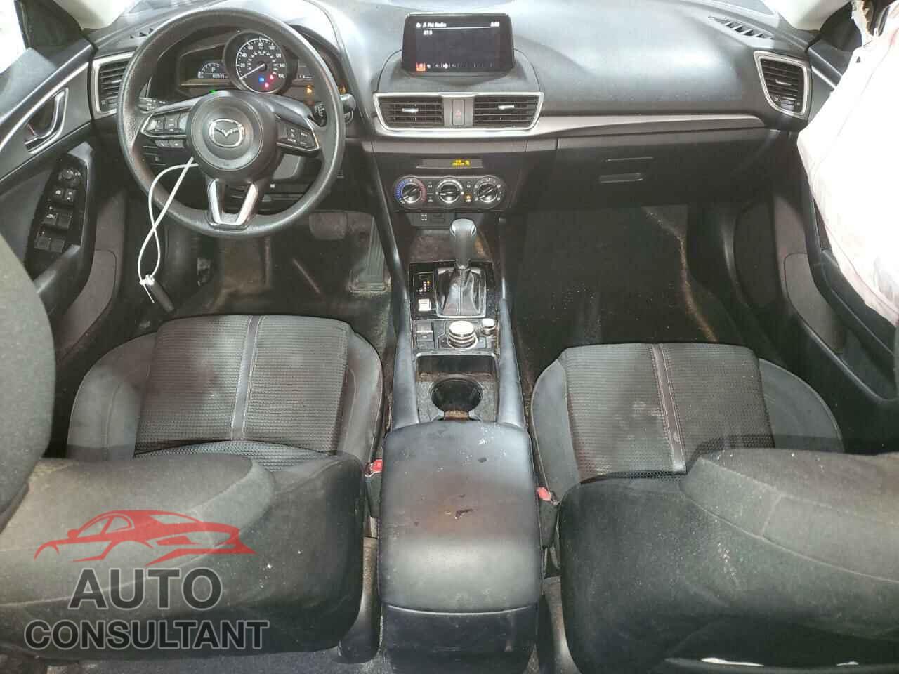 MAZDA 3 2017 - 3MZBN1U73HM156109