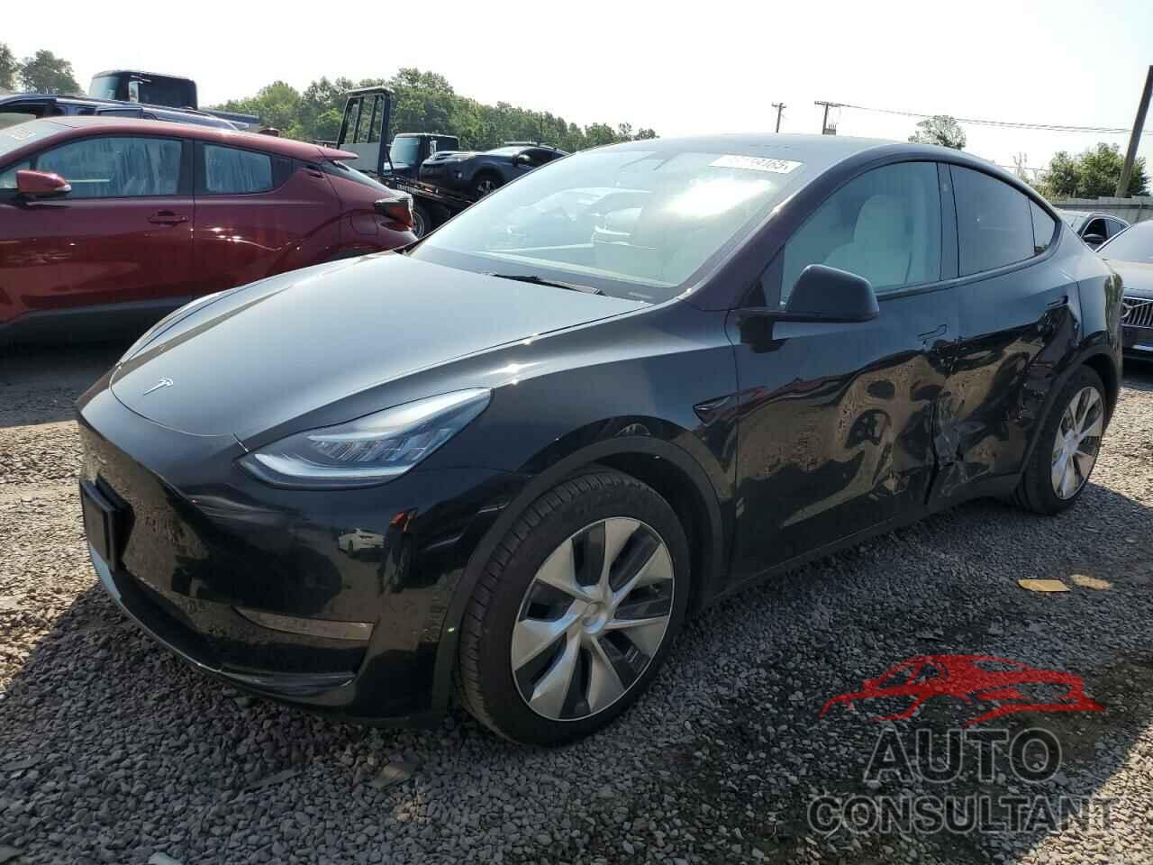 TESLA MODEL Y 2021 - 5YJYGAEE9MF116071