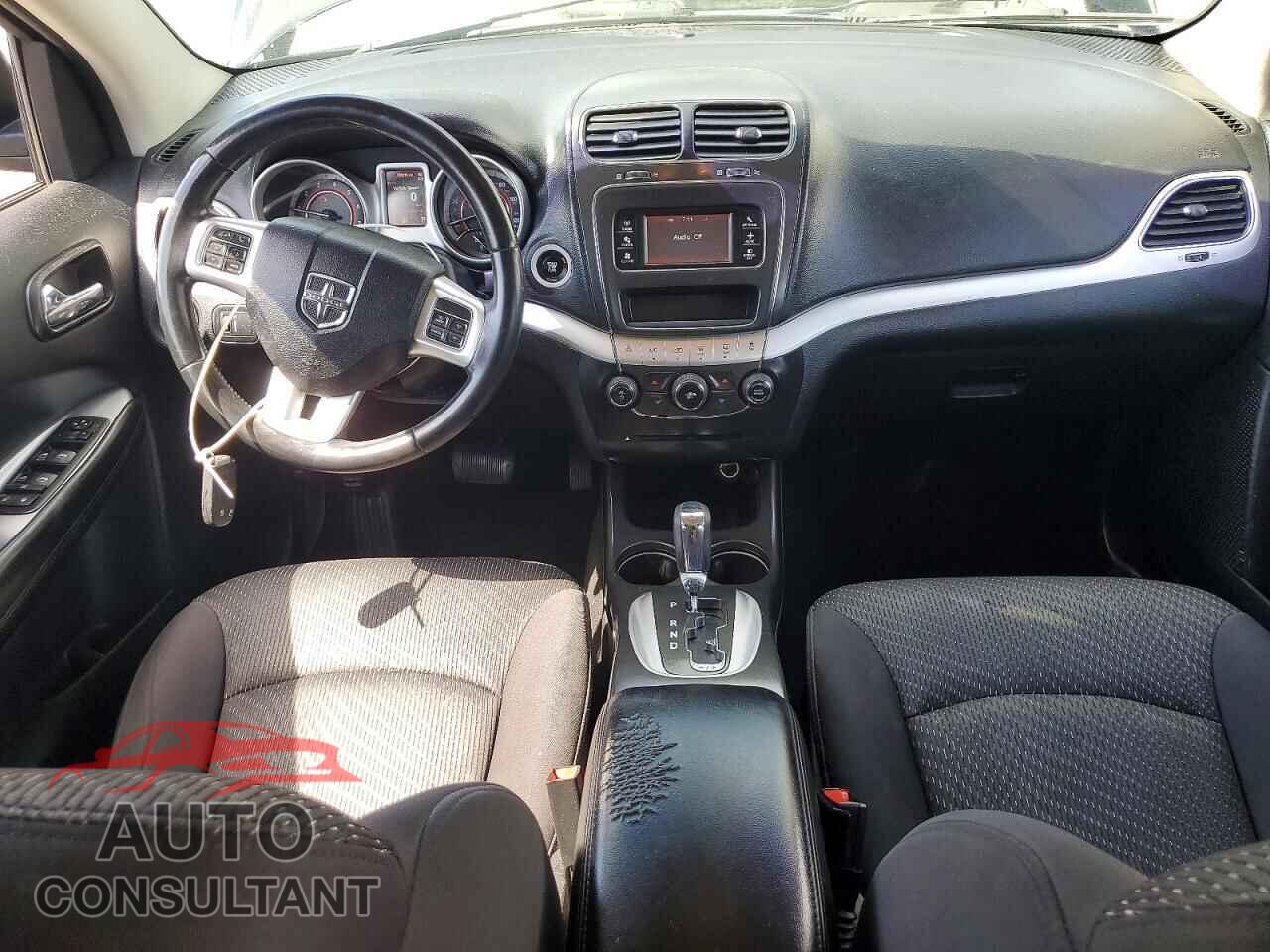 DODGE JOURNEY 2015 - 3C4PDCBG7FT548667