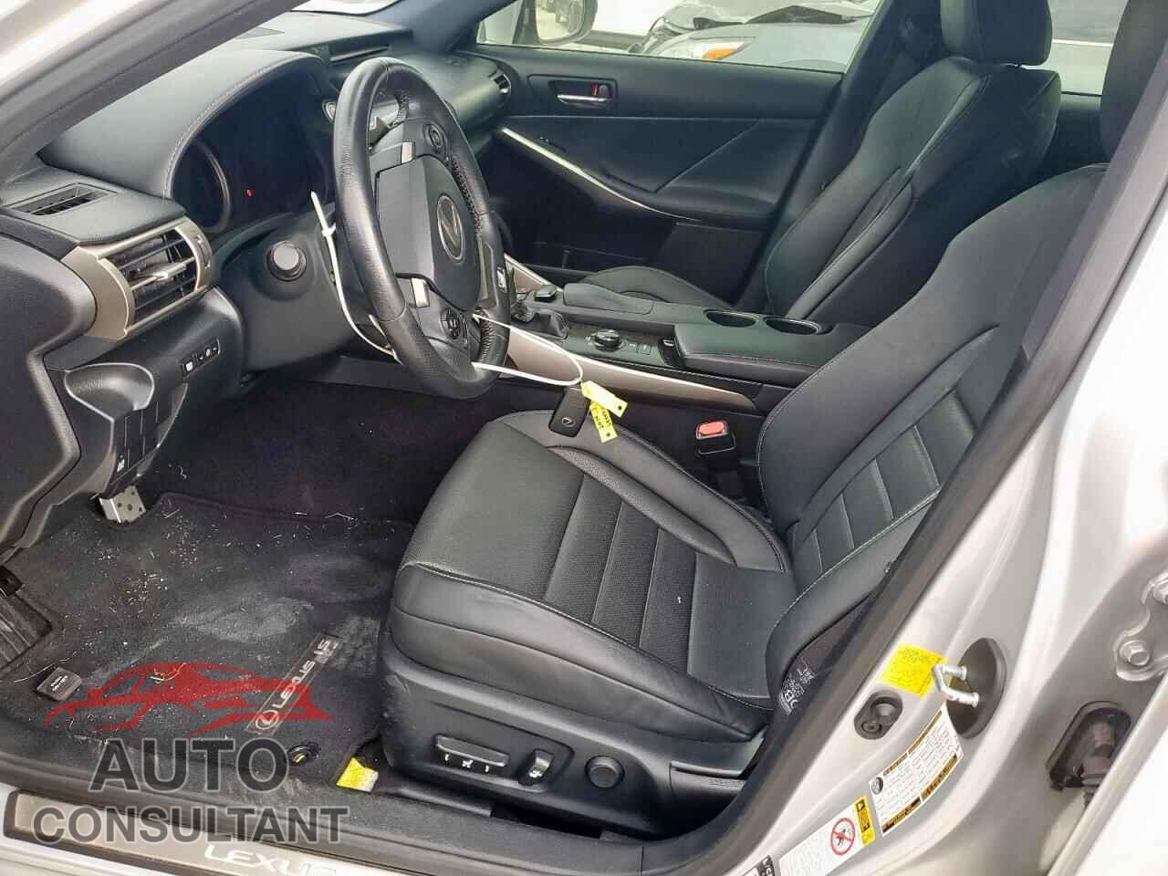 LEXUS IS 2014 - JTHBF1D23E5031180