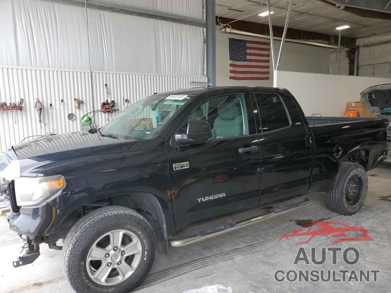 TOYOTA TUNDRA 2018 - 5TFUW5F12JX695765