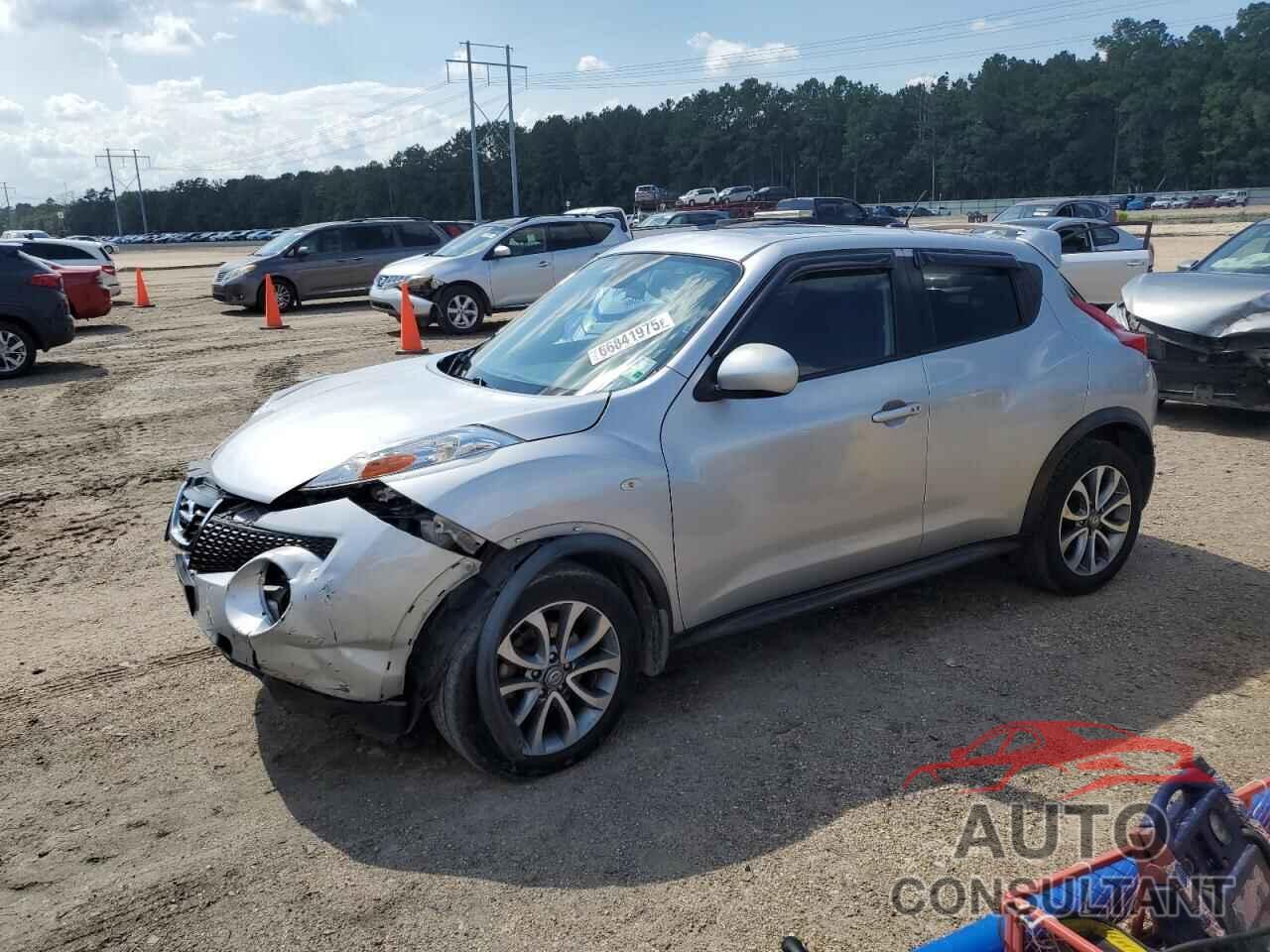 NISSAN JUKE 2013 - JN8AF5MR4DT211428