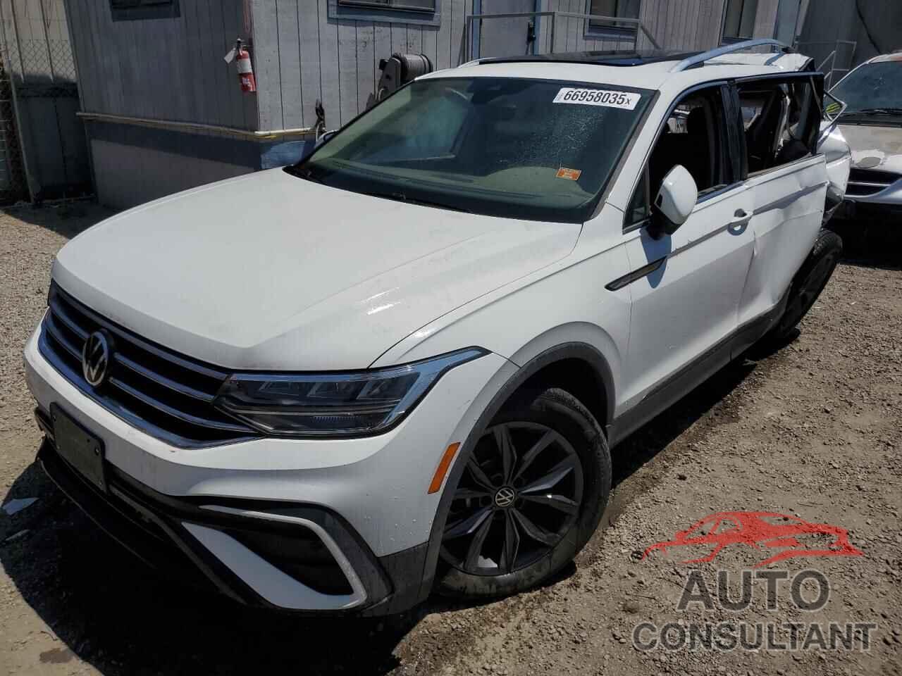 VOLKSWAGEN TIGUAN 2022 - 3VV3B7AX0NM169923