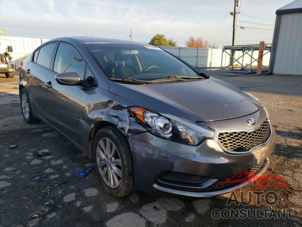 KIA FORTE 2016 - KNAFX4A63G5567829