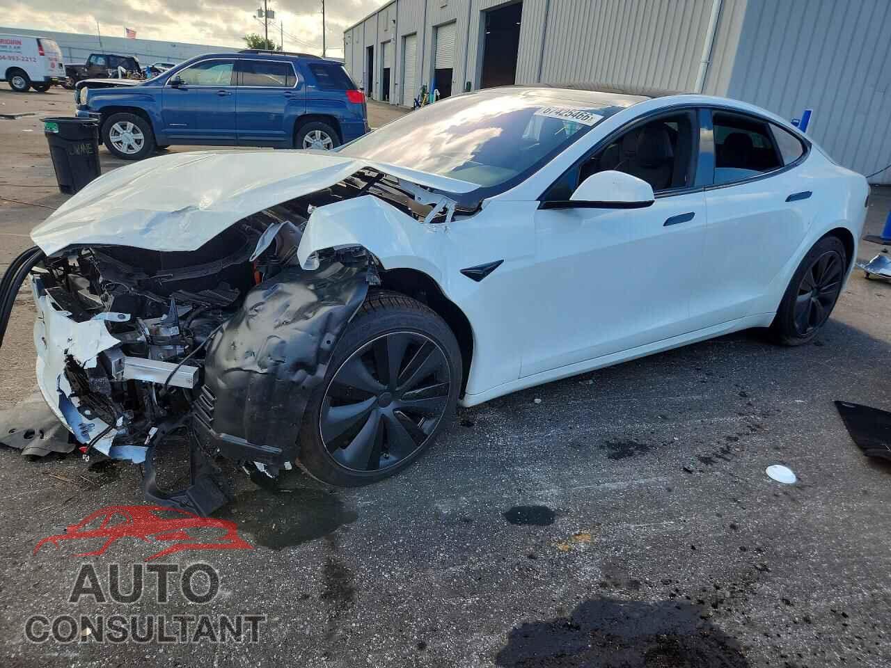 TESLA MODEL S 2021 - 5YJSA1E59MF441973