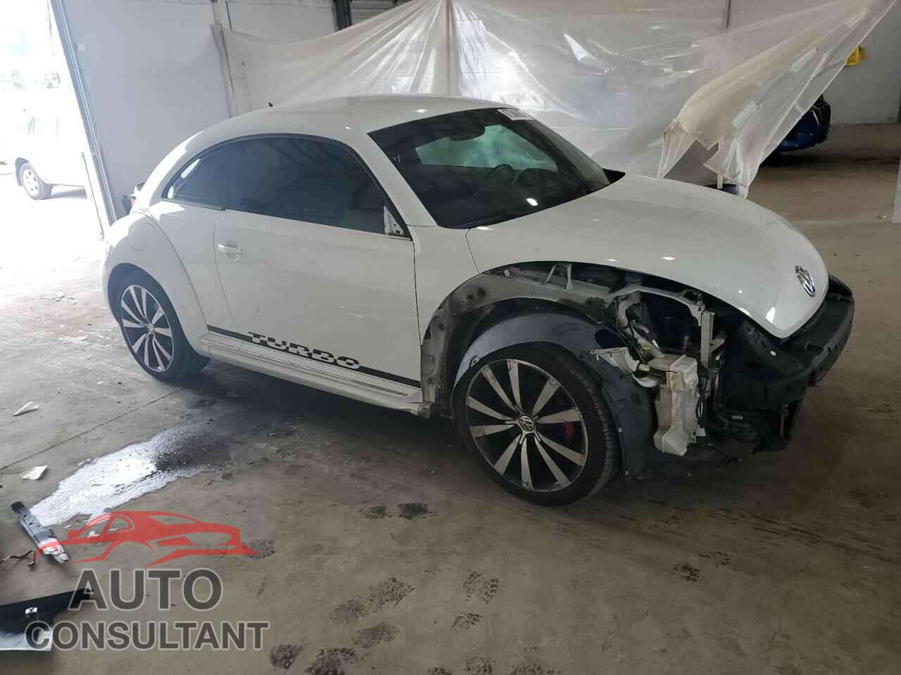 VOLKSWAGEN BEETLE 2012 - 3VWVA7AT1CM603493