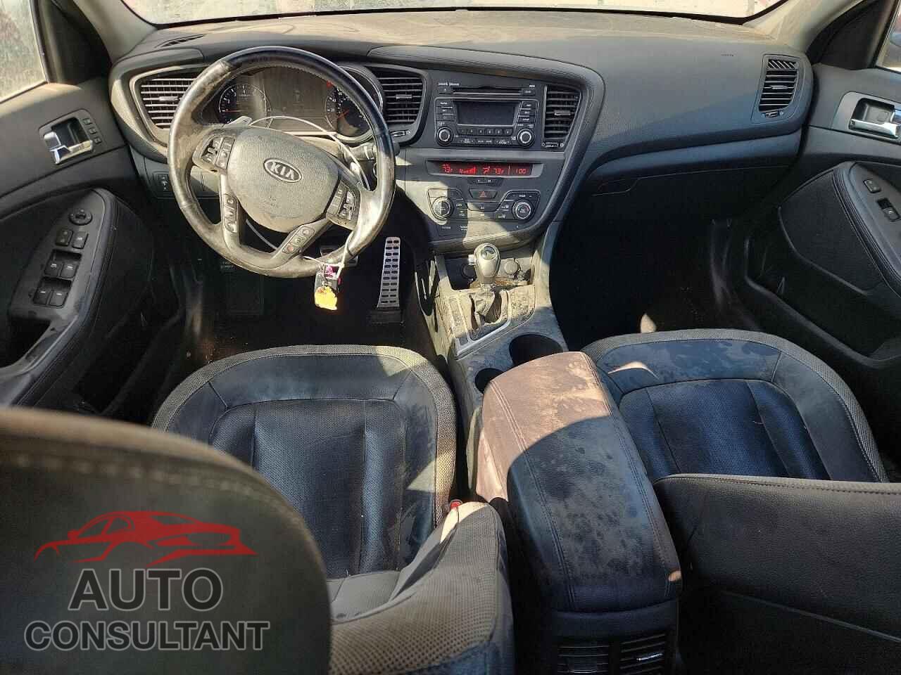 KIA OPTIMA 2011 - KNAGR4A64B5115783