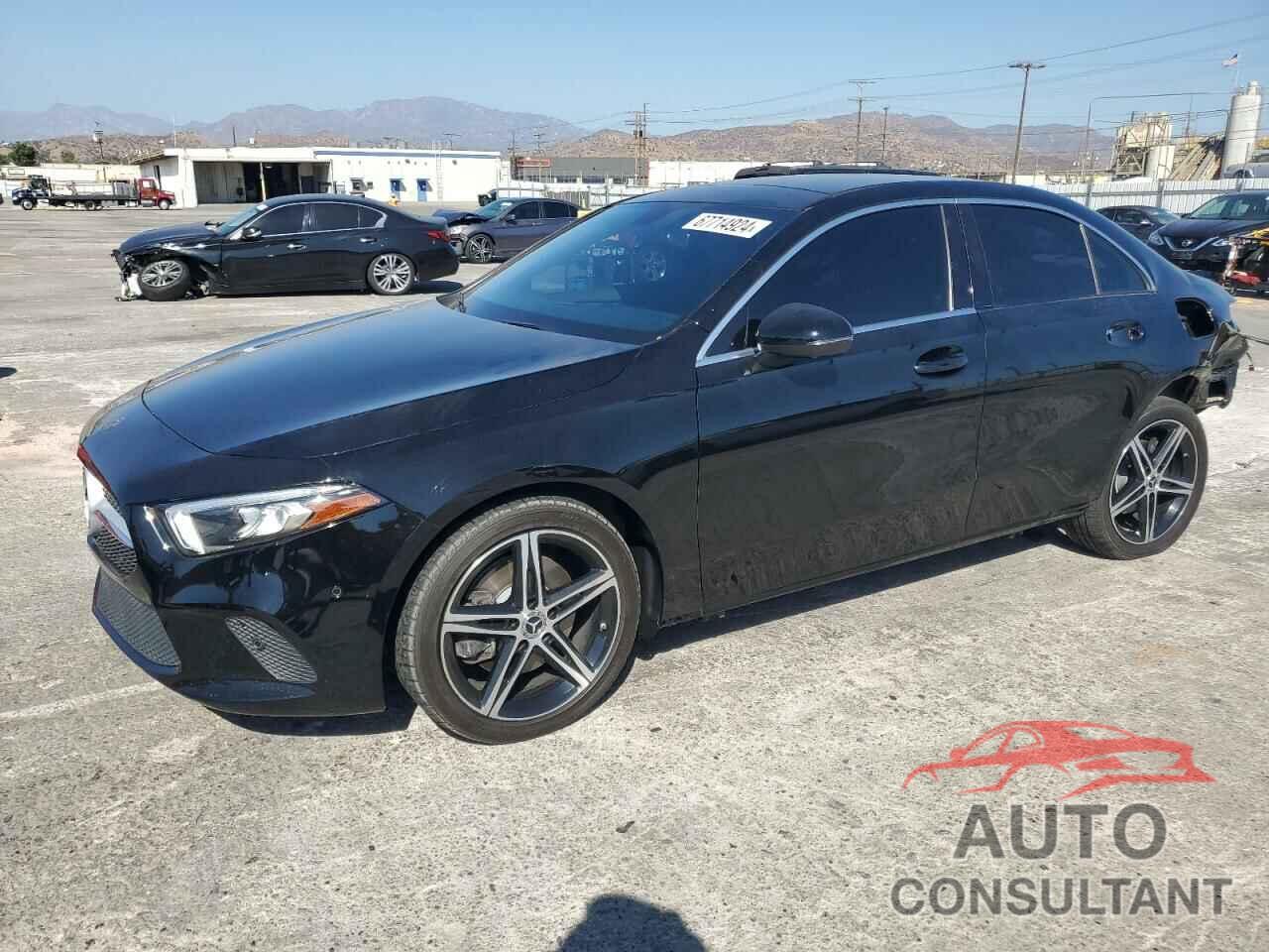 MERCEDES-BENZ A-CLASS 2019 - WDD3G4EB4KW026424