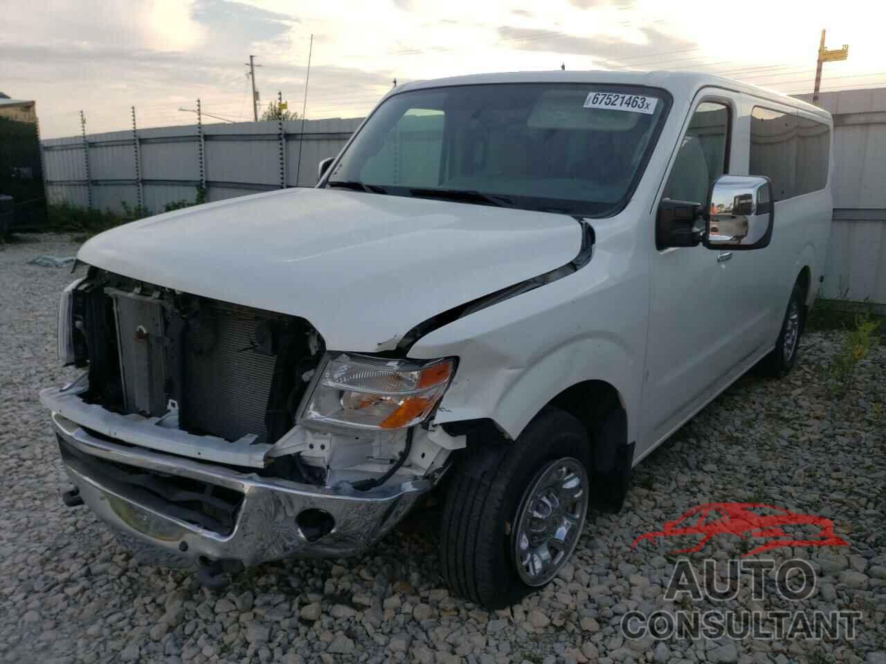 NISSAN NV 2017 - 5BZAF0AA5HN852210