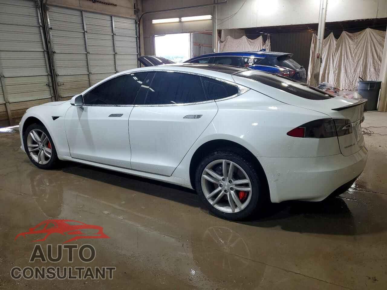 TESLA MODEL S 2018 - 5YJSA1E49JF243056