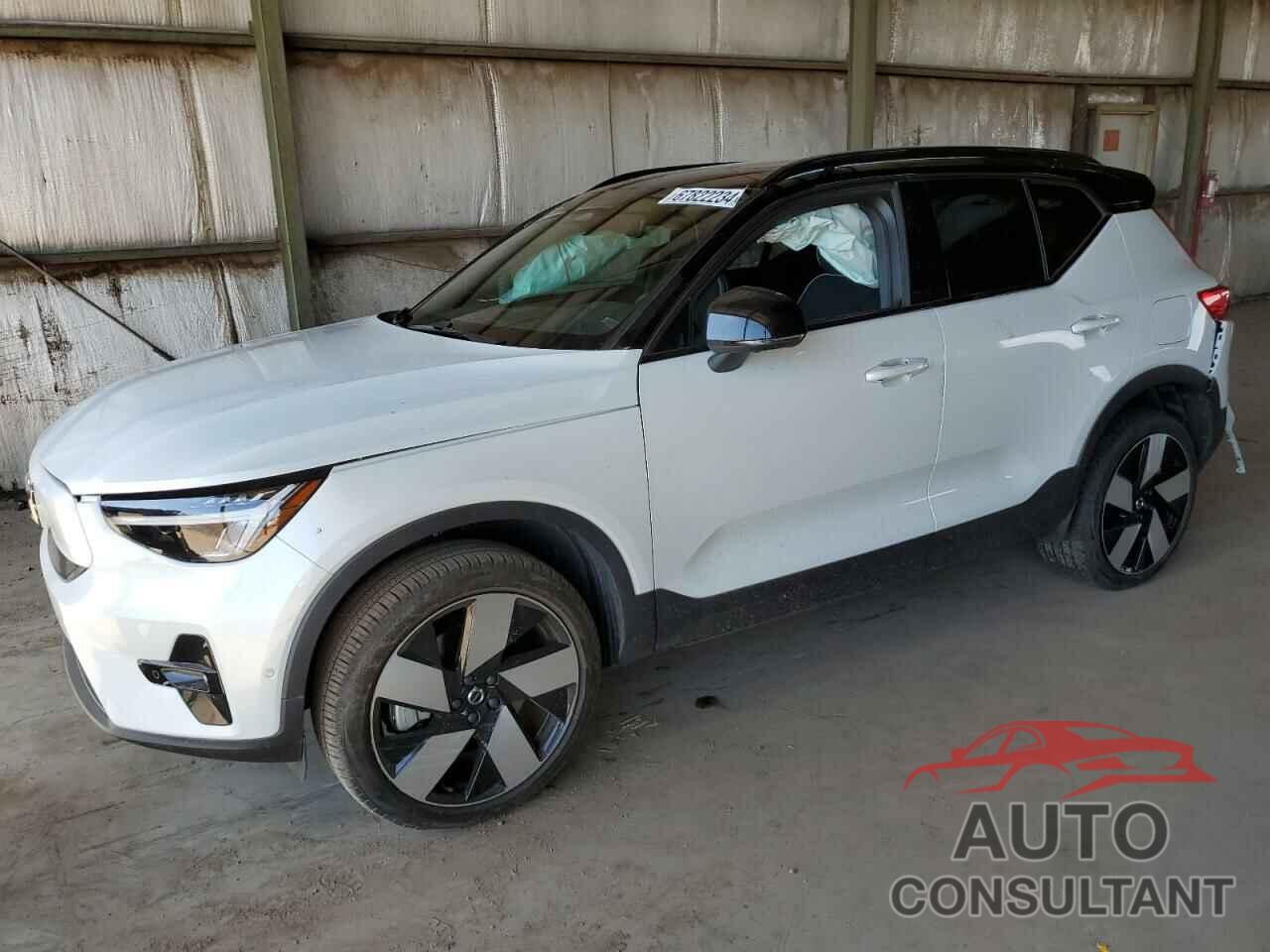 VOLVO XC40 CORE 2023 - YV4ED3ULXP2029548