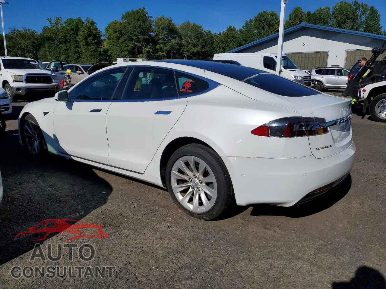 TESLA MODEL S 2017 - 5YJSA1E23HF209512