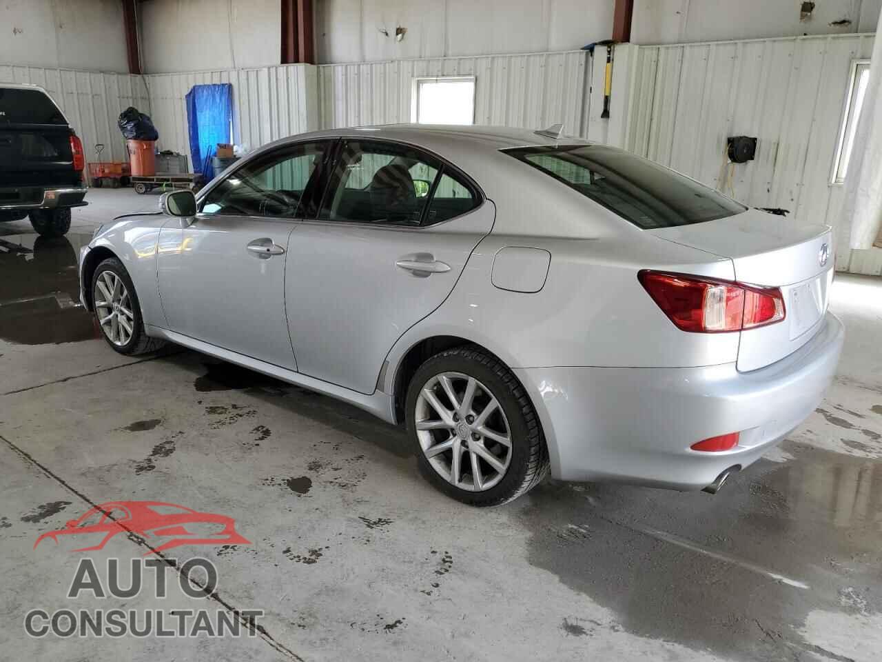 LEXUS IS 2011 - JTHCF5C23B5045198