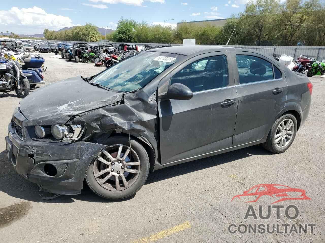 CHEVROLET SONIC 2014 - 1G1JC5SG5E4130335
