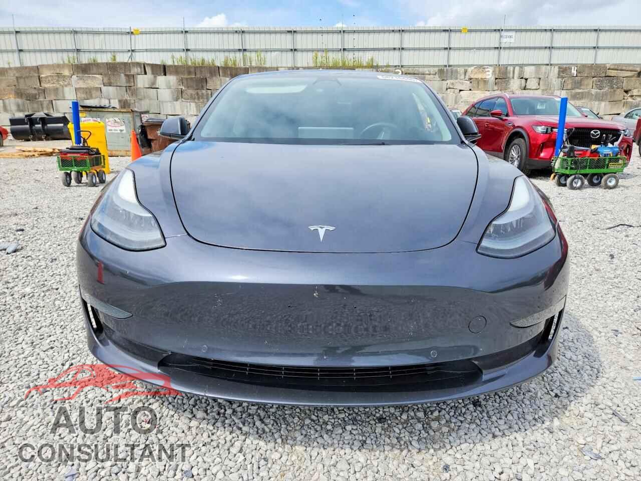 TESLA MODEL 3 2022 - 5YJ3E1EA0NF142959