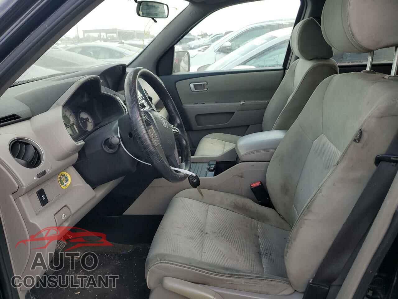 HONDA PILOT 2015 - 5FNYF3H28FB032682