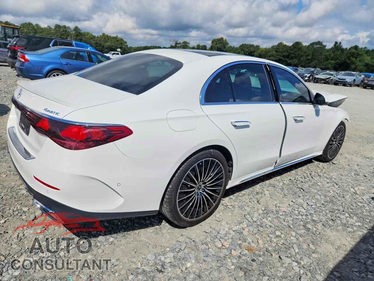 MERCEDES-BENZ E-CLASS 2024 - W1KLF6BB9RA038093