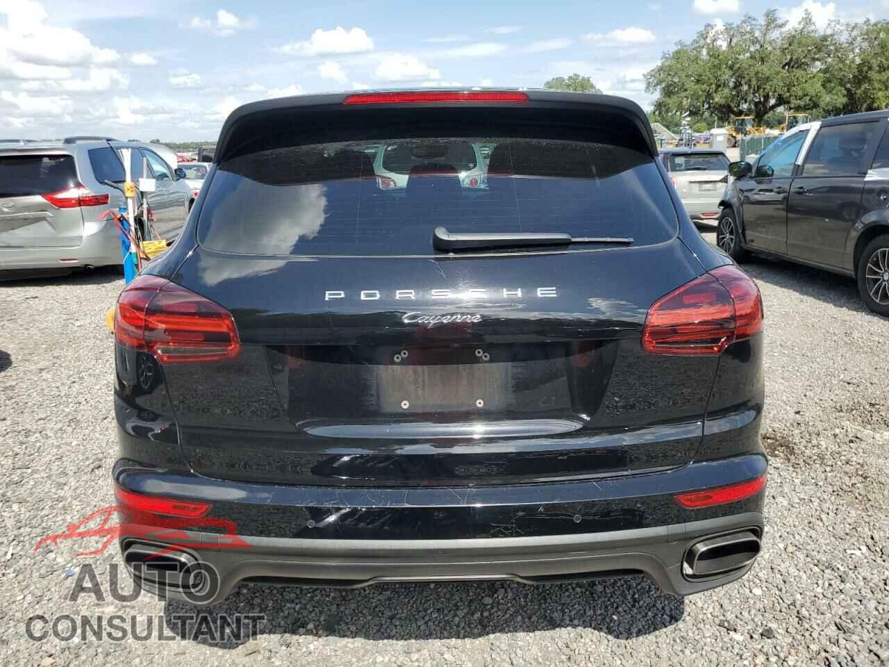 PORSCHE CAYENNE 2016 - WP1AA2A20GKA10540