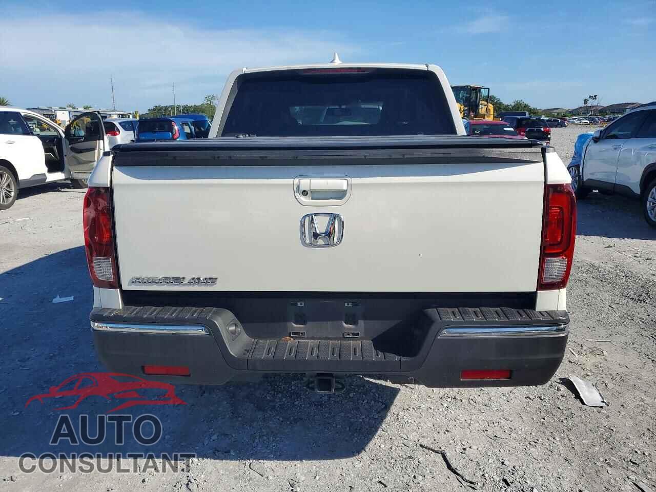 HONDA RIDGELINE 2017 - 5FPYK2F62HB009002