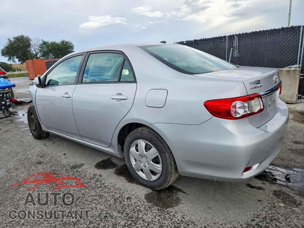 TOYOTA COROLLA 2011 - 2T1BU4EEXBC745873